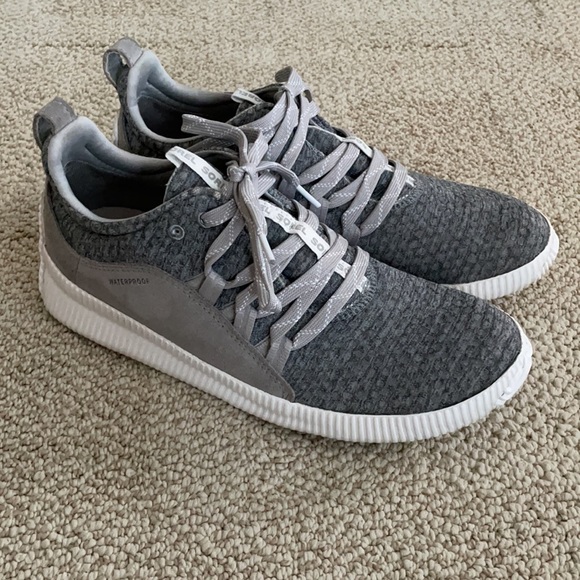 Sorel Shoes - Sorel Out N About Running Tennis Shoes Sneakers Womens size 8.5